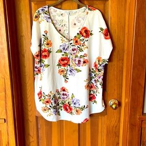 Green Envelope Floral Top